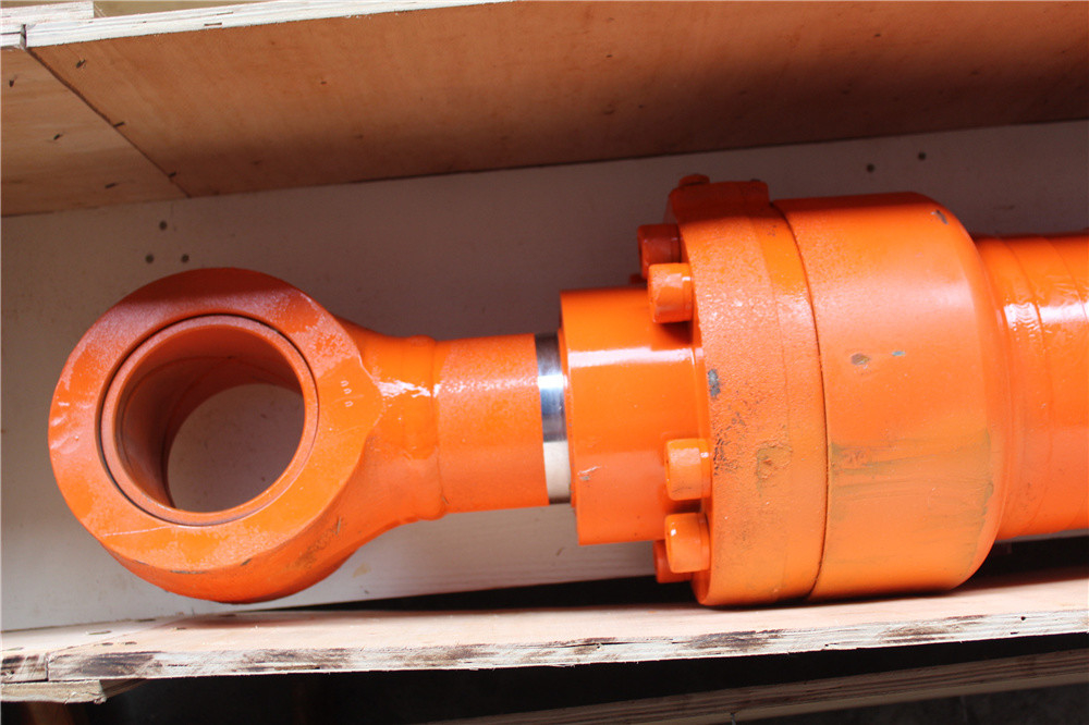 Excavator Hydraulic Cylinder EX100-3 EX100-2 EX100M-3 Boom Arm Bucket Cylinder Assy For Hitachi 4257931 4257930 4257930
