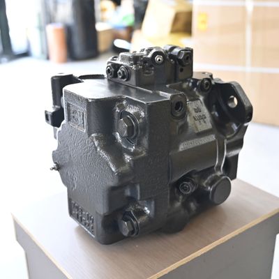 WB93R-8 Komatsu için ana hidrolik pompa Kazı makinesi yedek parçaları 708-1U-00163 7081U00163 Ekseli piston pompası