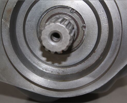 Kato Ekskavatör Yedek Parçaları için HD250 Hidrolik Pompa 60272212 A10V071DFLR 31R-PSC12K01 Eksenel Pistonlu Pompa OEM